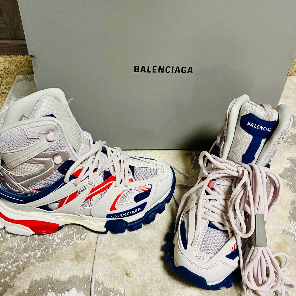 BALENCIAGA TRACK HIKE BOOTS/SNEAKERS MENS SIZE 7